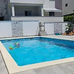 Silver בית אירוח *