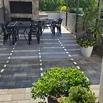 בית אירוח Silver *