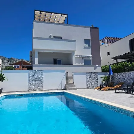Homestay Silver
