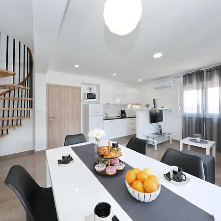 Silver * Starigrad Paklenica