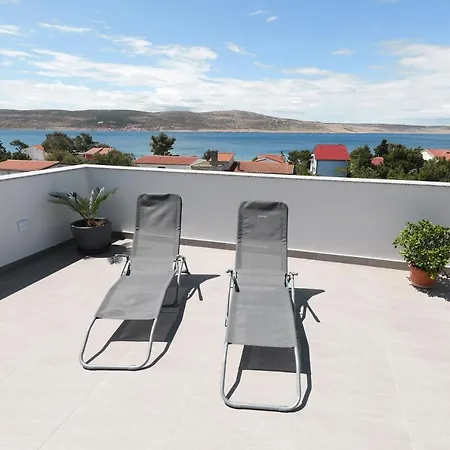 Silver Δωμάτια σε οικογενειακή κατοικία